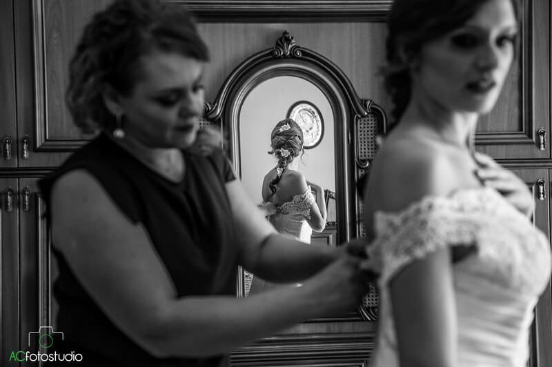 15 sposa con specchio