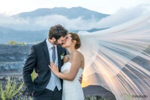 23 sposi bacio romantico