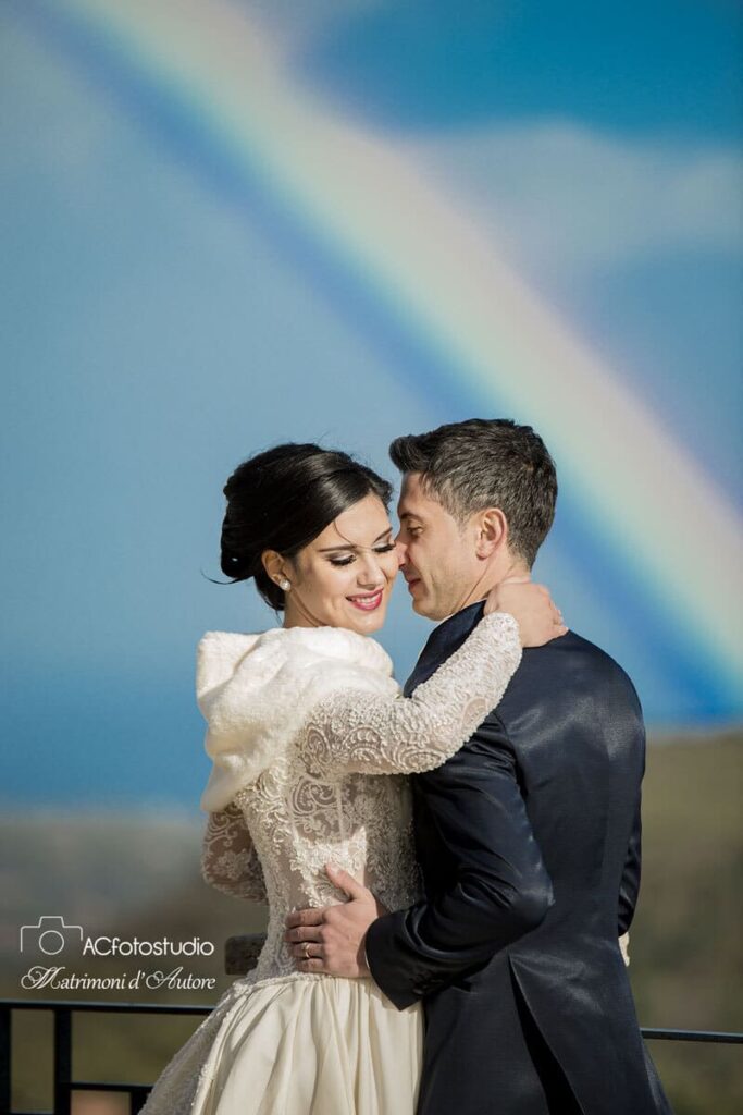 38 sposi con arcobaleno